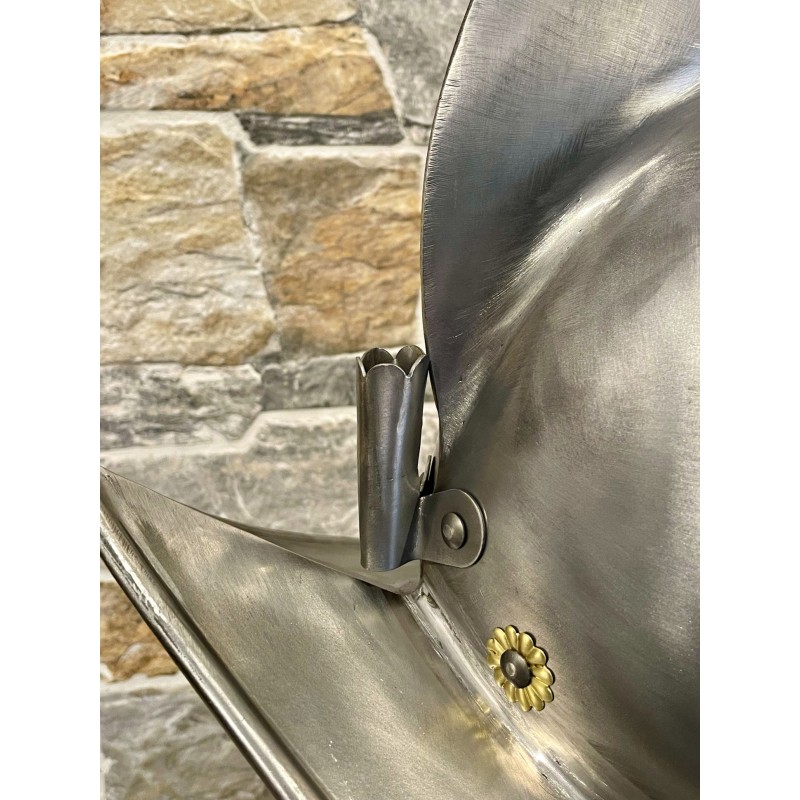 Casque Morion avec rosettes