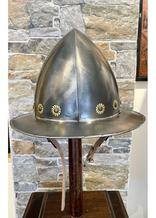 Cabasset Casque avec rosettes