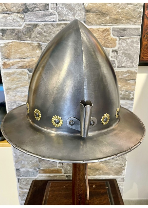 Cabasset Casque avec rosettes