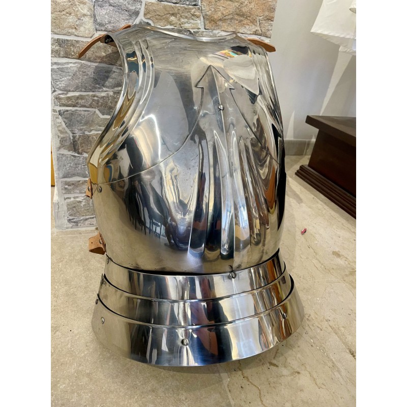 Cuirasse gothique artisanale