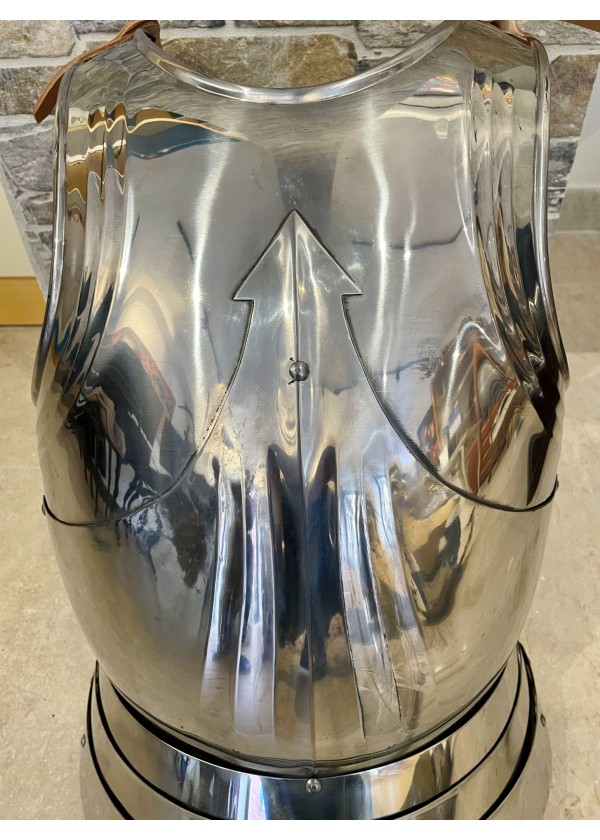 Cuirasse gothique artisanale