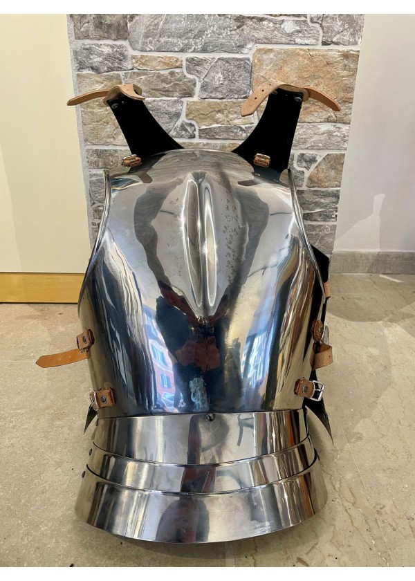 Cuirasse gothique artisanale