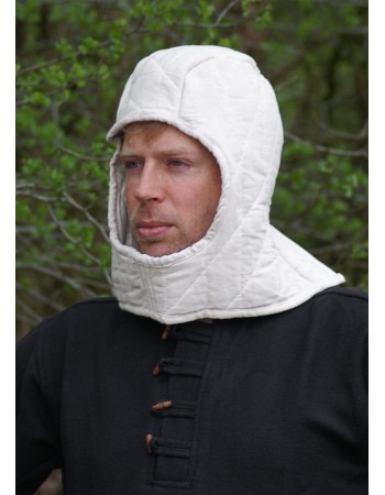 Cagoule rembourrée médiévaux