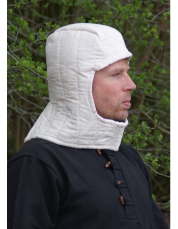Cagoule rembourrée médiévaux