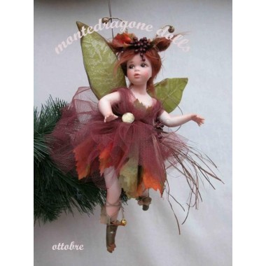 Fée Octobre, Poupée fée en porcelaine de 28 cm