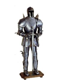 Armure Médiévale Teutonique ornementale