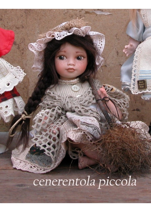 Poupée du conte de fées Cendrillon