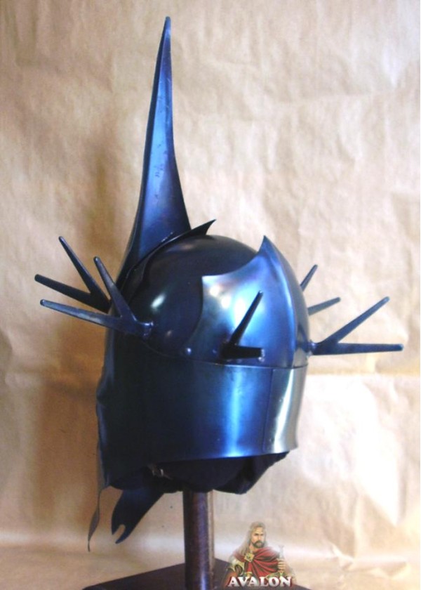 Casque Roi-Sorcier d'Angmar