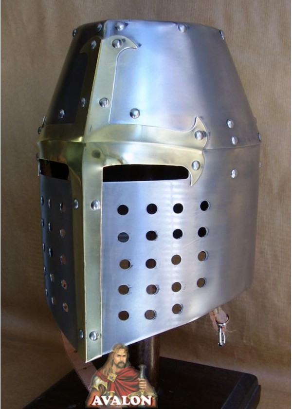 Heaume templier, Heaume Templier Croisé