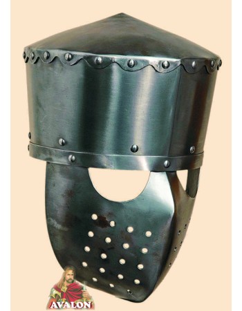 Grand casque médiéval