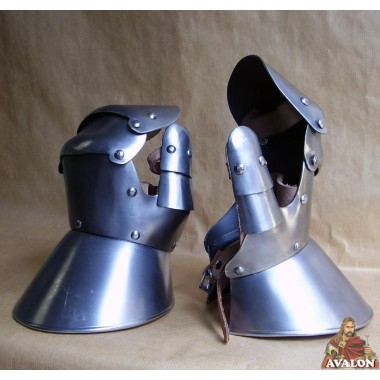 Mitons d'armure médiévaux
