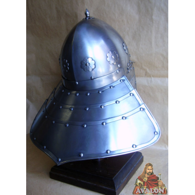 Chapelle de Fer - Casque Médiéval