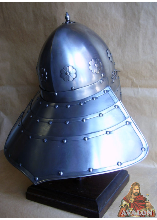 Chapelle de Fer - Casque Médiéval