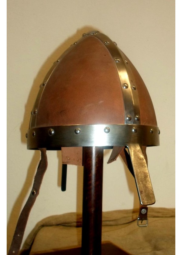 Casque Normand Conique