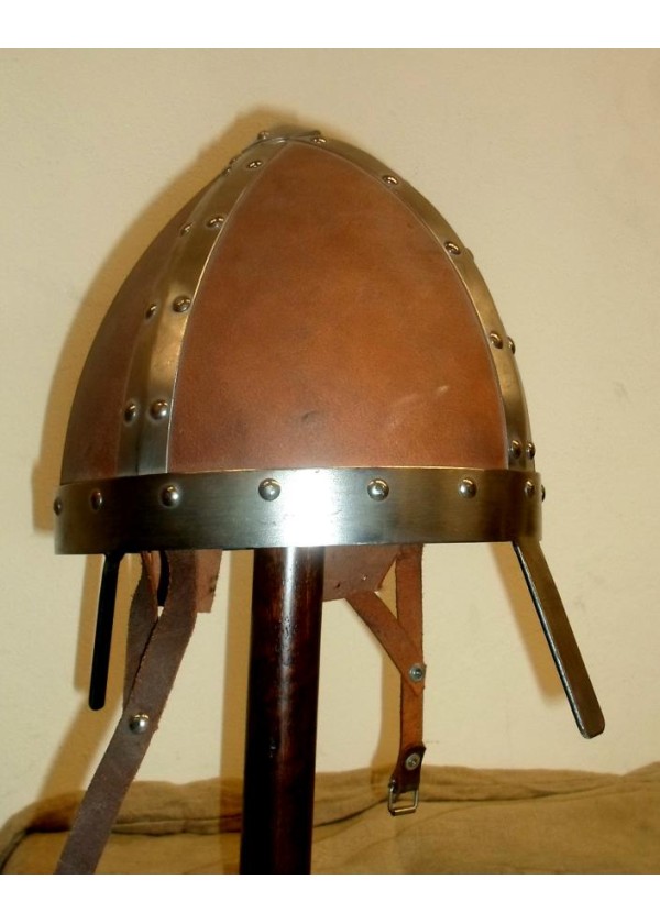 Casque Normand Conique