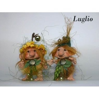 Poupée Porcelaine Elfe, Trugg des mois