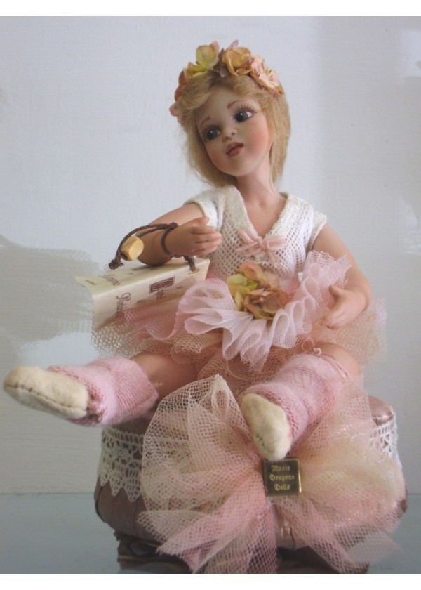 Poupée Porcelaine, Luisa ballerine avec Carillon