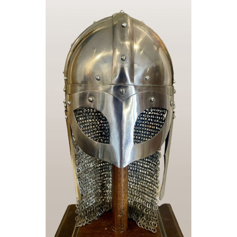 Casque viking à cotte de mailles rivetée