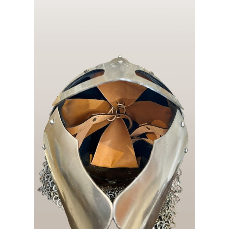 Casque viking à cotte de mailles rivetée