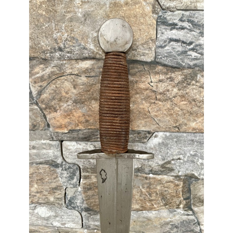 Dague de combat médiévale SK-A