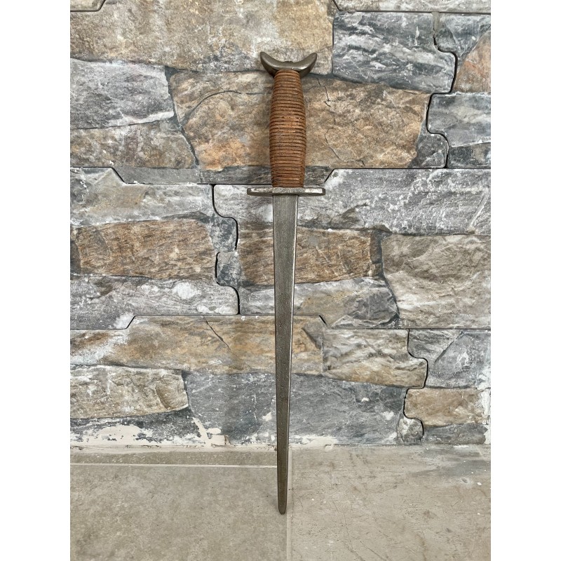 poignard médiéval SK-A