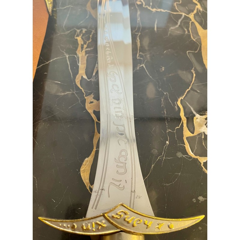 Dard de Frodon avec fourreau