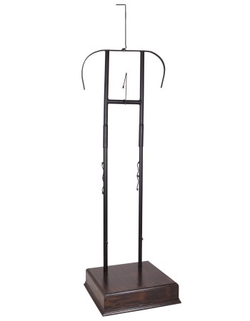 Support d'armure universel en métal avec un socle en bois foncé